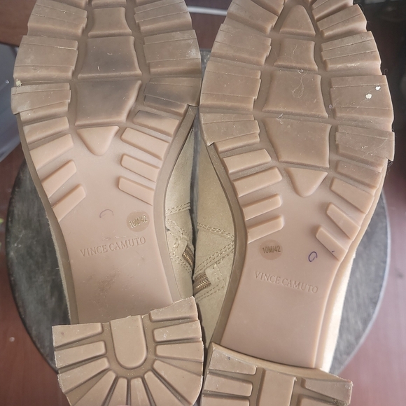 Vince Camuto Tan Ankle Bootie 10M - Picture 6 of 8